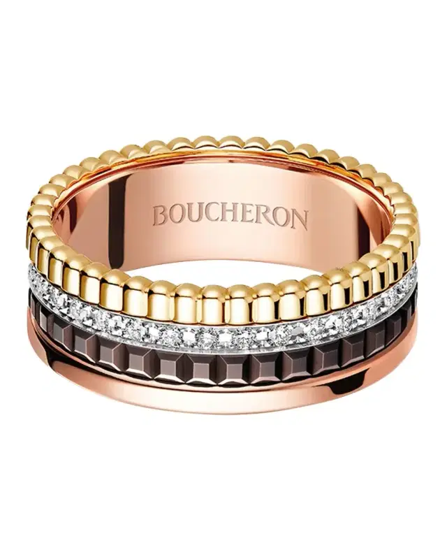 Quatre 18K Gold Classique Small Band Diamond Ring