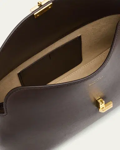 TOTEME T Lock Flap Leather Clutch Bag | Thumbnail 4 TOTEME T Lock Flap Leather Clutch Bag | Thumbnail 4