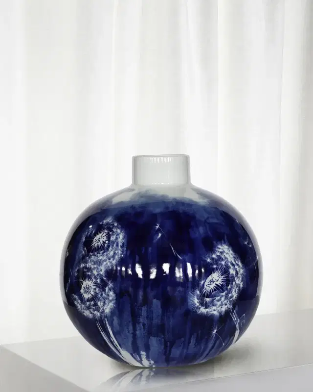 Winward Home Dandelion Vase, 15"