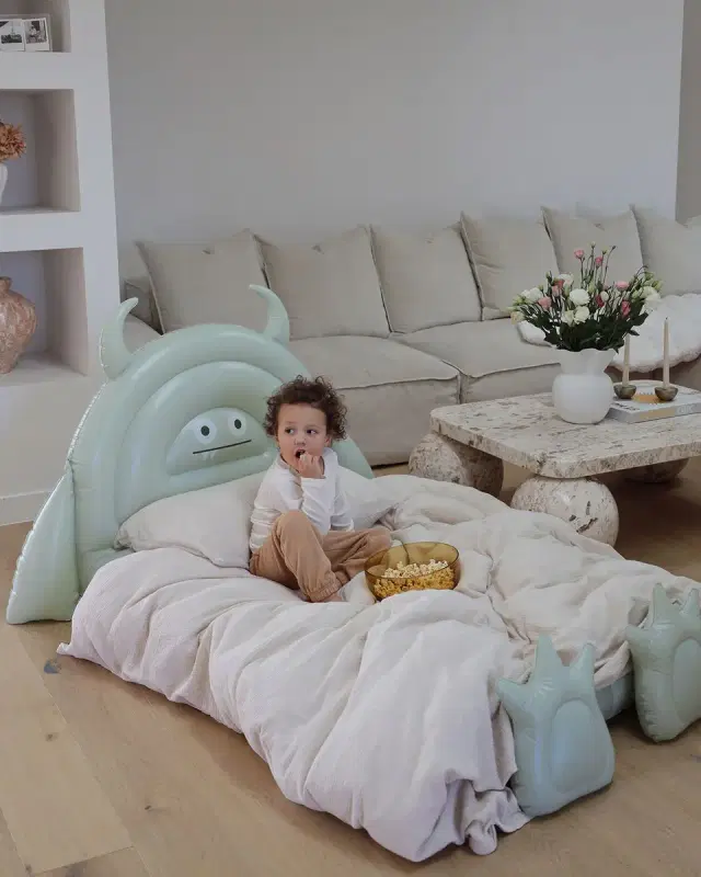 SUNNYLiFE Kid 's Monster Inflatable Air Mattress