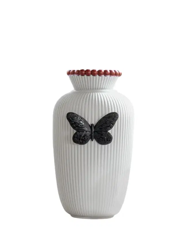 Lladro Lady Luck Vase by Olga Hanono