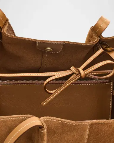Il Bisonte Nina Pleated Suede Tote Bag | Thumbnail 4 Il Bisonte Nina Pleated Suede Tote Bag | Thumbnail 4