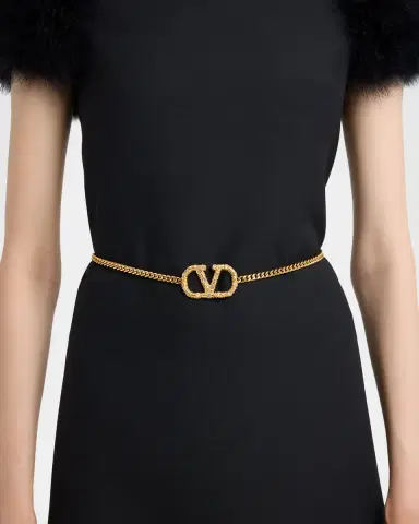 Valentino Garavani VLogo Signature Chain Belt | Thumbnail 2 Valentino Garavani VLogo Signature Chain Belt | Thumbnail 2