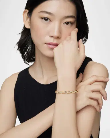 David Yurman Stax Link Bracelet with Diamonds in 18K Yellow Gold | Thumbnail 2