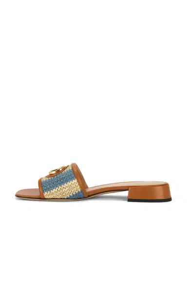 Valentino Garavani VLogo Signature Slide | Thumbnail 5 Valentino Garavani VLogo Signature Slide | Thumbnail 5
