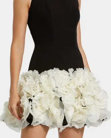 Mac Duggal Floral-Appliquéd Crepe Mini Dress | Thumbnail 3