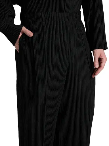 Homme Plissé Issey Miyake Men's Monthly Colors: January Trousers - Black | Thumbnail 6 Homme Plissé Issey Miyake Men's Monthly Colors: January Trousers - Black | Thumbnail 6