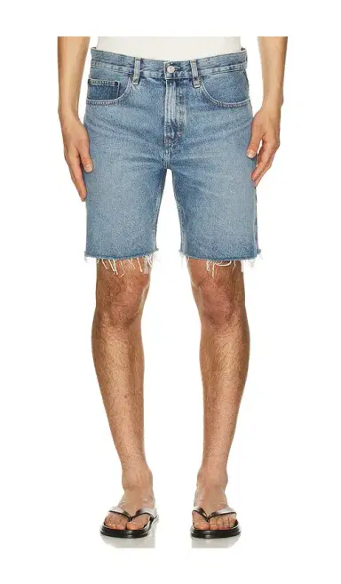 Frame Relaxed Undone Hem Short | Thumbnail 1 Frame Relaxed Undone Hem Short | Thumbnail 1