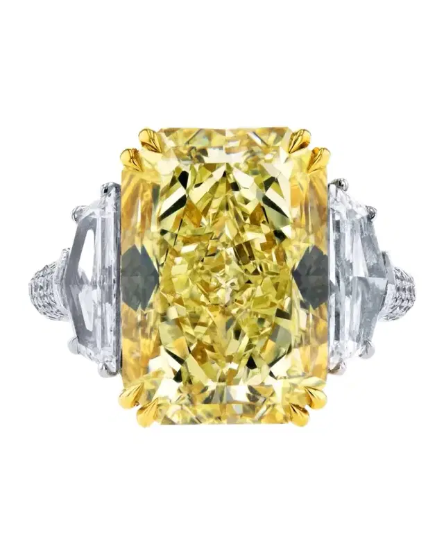Yellow Radiant Cut Diamond Ring, 12.66tcw (Size 6.5)
