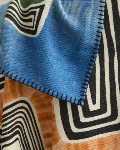 Christian Lacroix En Allant Aux Baux Merino Wool Throw, 51" x 71" | Thumbnail 2 Christian Lacroix En Allant Aux Baux Merino Wool Throw, 51" x 71" | Thumbnail 2