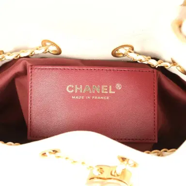 Chanel Chanel Small 25 Hobo Bag White Caviar Antique Gold Hardware | Thumbnail 9 Chanel Chanel Small 25 Hobo Bag White Caviar Antique Gold Hardware | Thumbnail 9