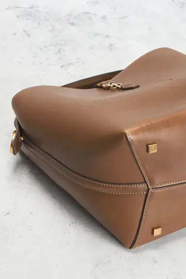Saint Laurent Saint Laurent Le 37 Bucket Bag | Thumbnail 8 Saint Laurent Saint Laurent Le 37 Bucket Bag | Thumbnail 8