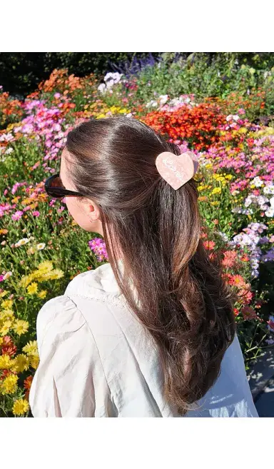 Solar Eclipse Hand-Painted Lover Heart Claw Hair Clip | Thumbnail 2