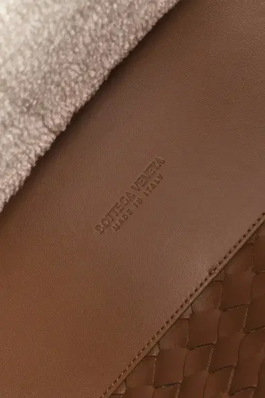 Bottega Veneta Medium Andiamo Bag | Thumbnail 6