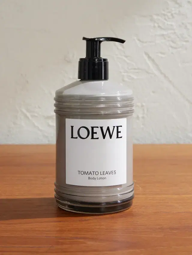LOEWE PERFUMES Tomato Leaves Body Lotion, 360ml - Men