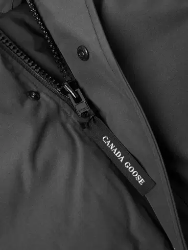 Canada Goose Chilliwack Hooded Arctic Tech® Shell Down Jacket - Men | Thumbnail 4 Canada Goose Chilliwack Hooded Arctic Tech® Shell Down Jacket - Men | Thumbnail 4