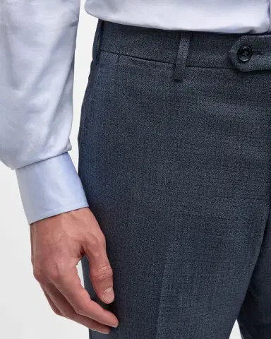 Giorgio Armani Men's Micro-Squares Wool Classic Fit Suit | Thumbnail 9 Giorgio Armani Men's Micro-Squares Wool Classic Fit Suit | Thumbnail 9