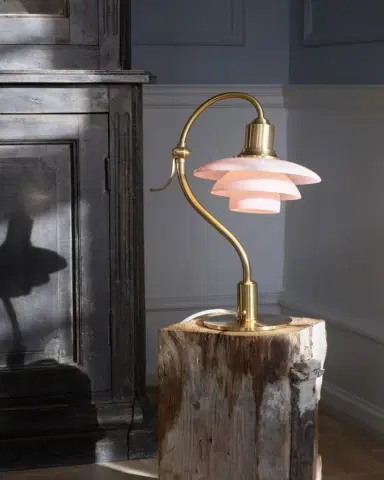 Louis Poulsen PH 2/2 Question Mark Table Lamp, 16" | Thumbnail 3