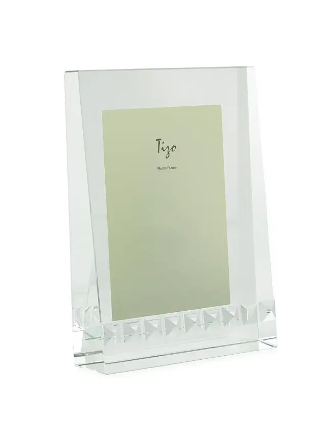 Tizo Crystal Studded Pyramid Frame - Clear 5 x 7