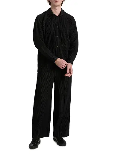 Homme Plissé Issey Miyake Men's Monthly Colors: February Pleated Snap-Front Hoodie - Black | Thumbnail 2 Homme Plissé Issey Miyake Men's Monthly Colors: February Pleated Snap-Front Hoodie - Black | Thumbnail 2