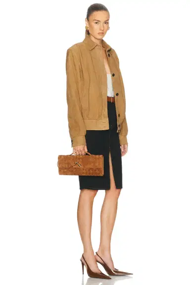 Bottega Veneta Andiamo Clutch | Thumbnail 2