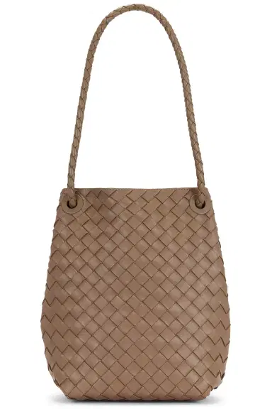 Bottega Veneta Small Andiamo Bucket Bag | Thumbnail 4