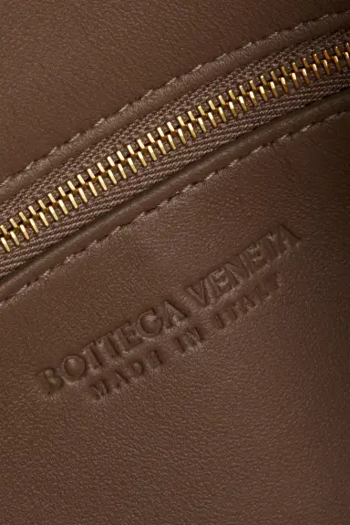 Bottega Veneta Small Andiamo Bucket Bag | Thumbnail 7