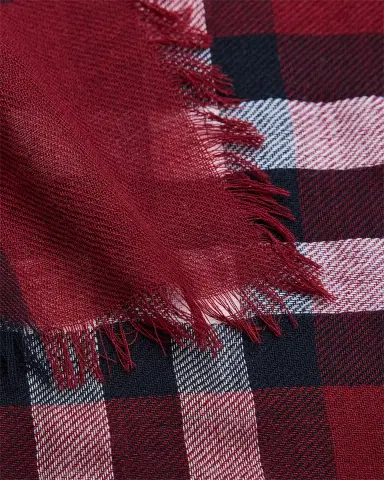 Burberry Men's Wool Large Check Scarf | Thumbnail 3
