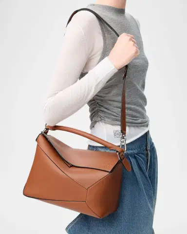 Loewe Puzzle Edge Medium Top-Handle Bag in Leather | Thumbnail 6 Loewe Puzzle Edge Medium Top-Handle Bag in Leather | Thumbnail 6