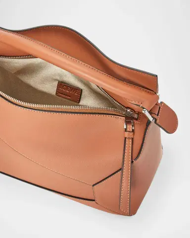 Loewe Puzzle Edge Medium Top-Handle Bag in Leather | Thumbnail 8 Loewe Puzzle Edge Medium Top-Handle Bag in Leather | Thumbnail 8