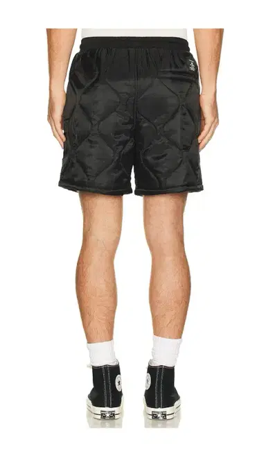Alpha Industries Relaxed Quilted Short | Thumbnail 2