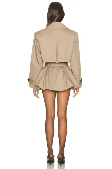 Helsa Short Bubble Hem Trench | Thumbnail 3