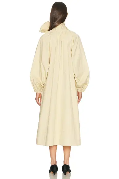 Helsa Upper Westside Trench | Thumbnail 5 Helsa Upper Westside Trench | Thumbnail 5
