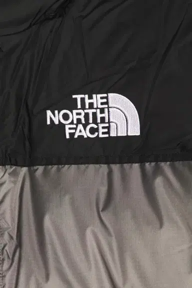 The North Face 1996 Retro Nuptse Jacket | Thumbnail 7