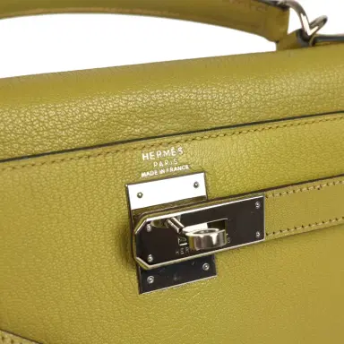 HERMÈS Vintage Hermes Kelly Sellier 28 Vert Chartreuse Chevre Mysore Palladium Hardware | Thumbnail 7 HERMÈS Vintage Hermes Kelly Sellier 28 Vert Chartreuse Chevre Mysore Palladium Hardware | Thumbnail 7
