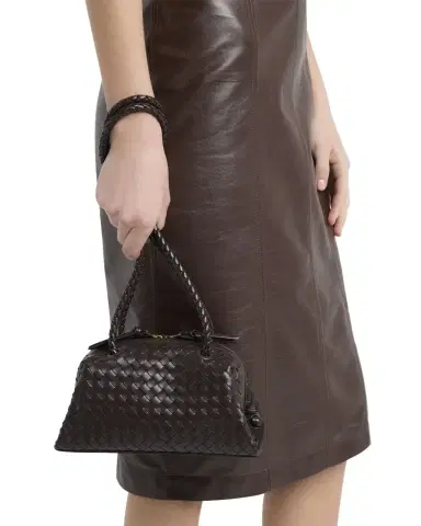 Bottega Veneta Leather Shoulder Bag | Thumbnail 1