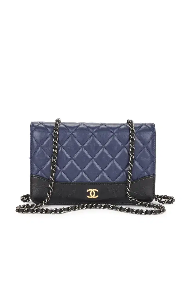 chanel Chanel Lambskin Gabrielle Wallet On Chain