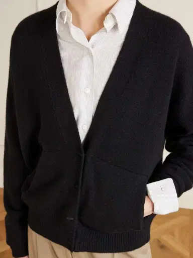 The Row Navona Cashmere Cardigan | Thumbnail 4