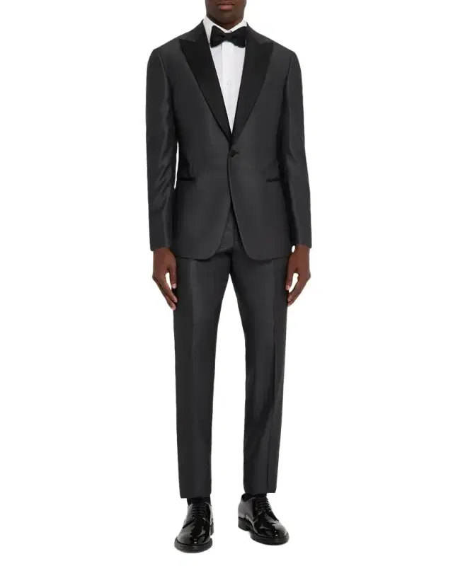 Men 's Micro-Dot Silk Peak Lapel Tuxedo