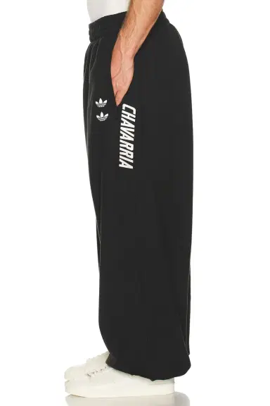 adidas Originals x Willy Chavarria Heavy Weight Sweatpant | Thumbnail 4 adidas Originals x Willy Chavarria Heavy Weight Sweatpant | Thumbnail 4