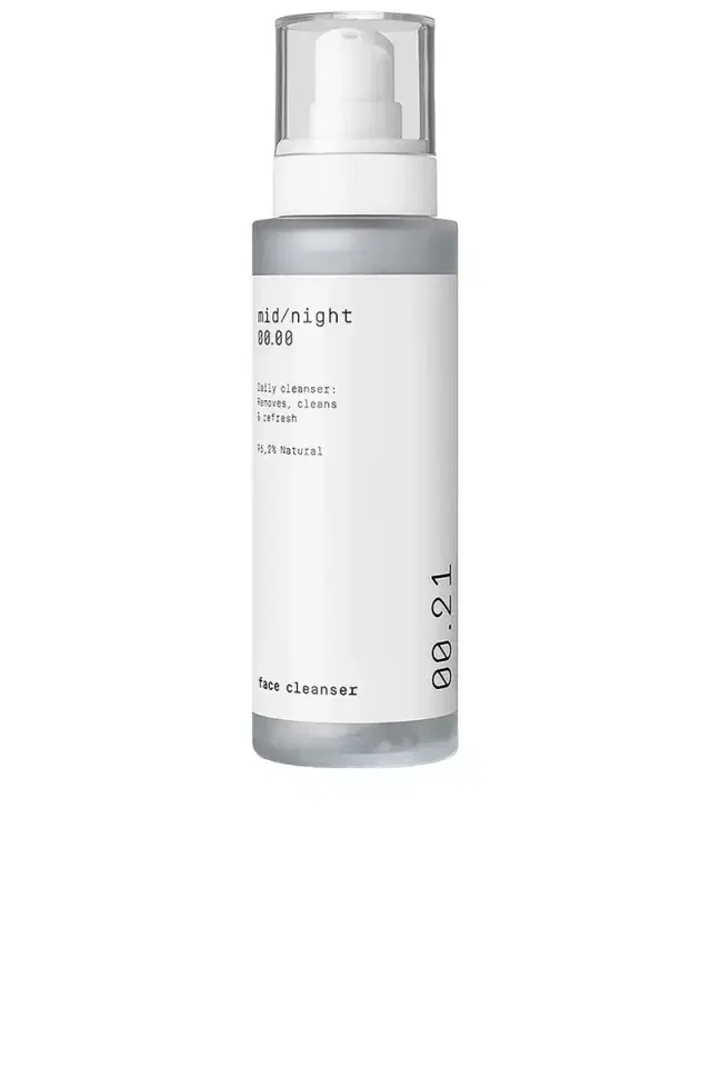 mid/night 00.00 Face Cleanser 00.21