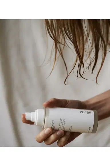 mid/night 00.00 Hair Mist 00.04 | Thumbnail 3 mid/night 00.00 Hair Mist 00.04 | Thumbnail 3