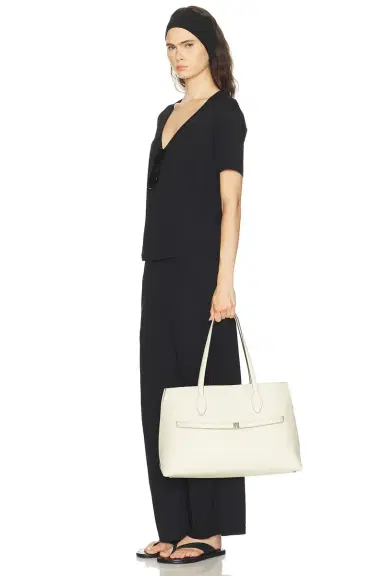 TOTEME Grained Leather Lounge Tote Bag | Thumbnail 2 TOTEME Grained Leather Lounge Tote Bag | Thumbnail 2