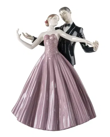 Lladro Anniversary Waltz Sculpture | Thumbnail 1