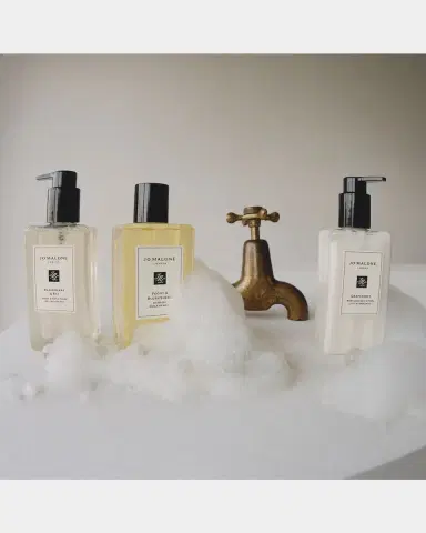 Jo Malone London 8.5 oz. Nectarine Blossom & Honey Body & Hand Wash | Thumbnail 3 Jo Malone London 8.5 oz. Nectarine Blossom & Honey Body & Hand Wash | Thumbnail 3