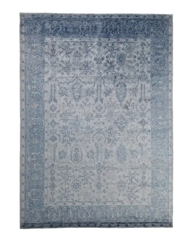 Exquisite Rugs Sweet Blues Hand-Knotted Rug