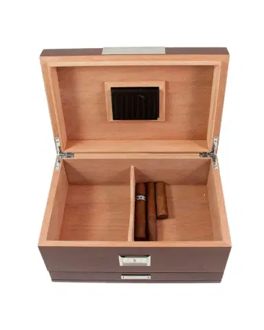 Bey-Berk Walnut Wood Cigar Humidor | Thumbnail 3