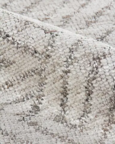 Exquisite Rugs Turner Hand-Knotted Rug | Thumbnail 3