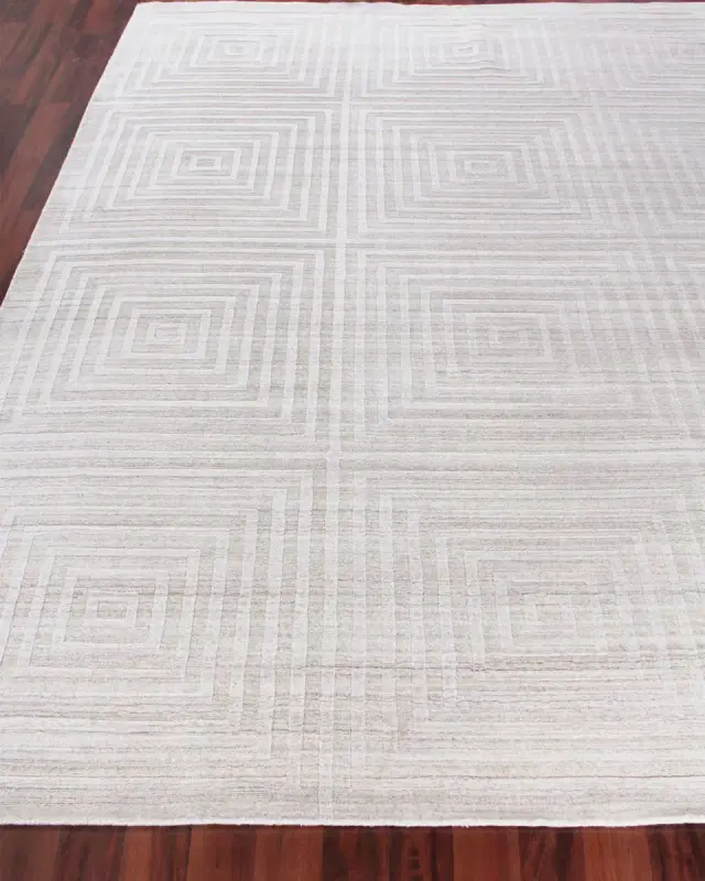 Exquisite Rugs Portlyn Hand-Loomed Rug