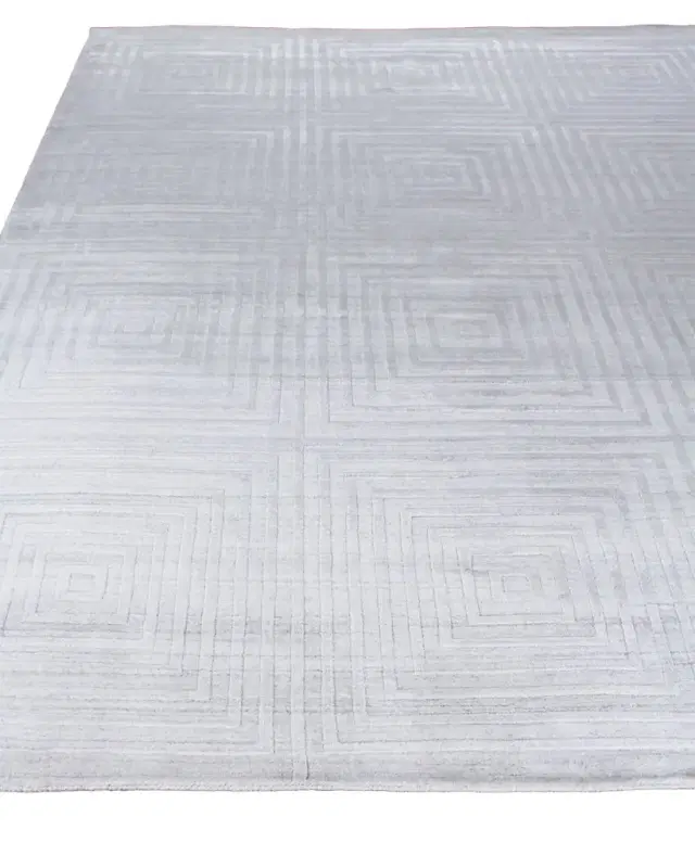 Exquisite Rugs Portlyn Hand-Loomed Rug